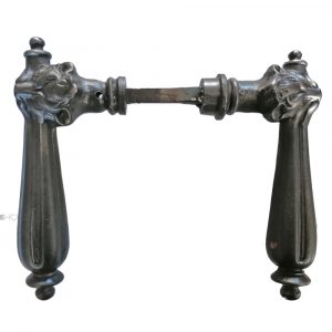 Große Türdrücker Kastenschloss antik Löwe Gusseisen alt Türklinke 26mm 10.5er Vk