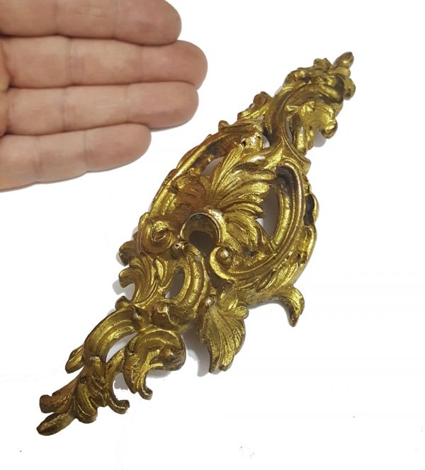 Bronze Möbelbeschlag antik feuervergoldet rund 19cm