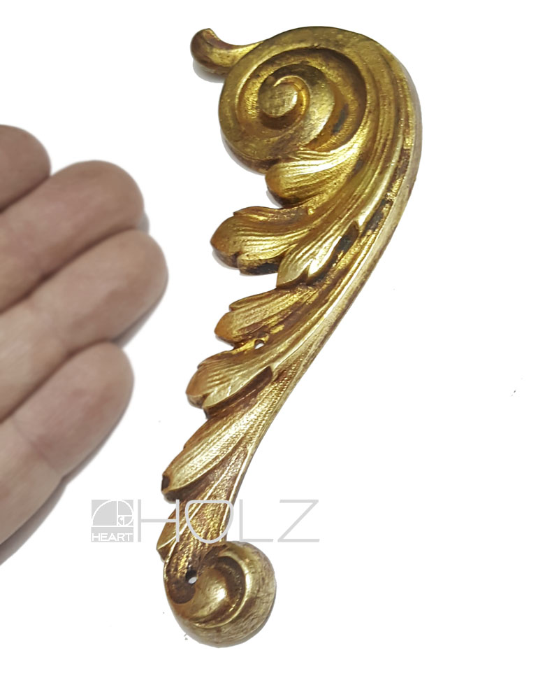 Bronze Möbelbeschlag Volute antik feuervergoldet 13cm