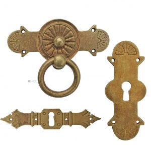 Möbel Schlüsselschild Hängegriff Schubladengriff Messing Jugendstil alt