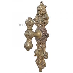 Abmessung : ca. 63 x 230 mm Griffbreite : ca. 90 mm Griff fest , nicht drehbar mit Schlüsseleinstich Messingguss