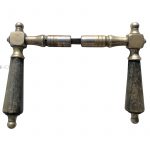 Türdrücker antik Würfel Messing alt Gelbguss 15.8mm 8er Vk