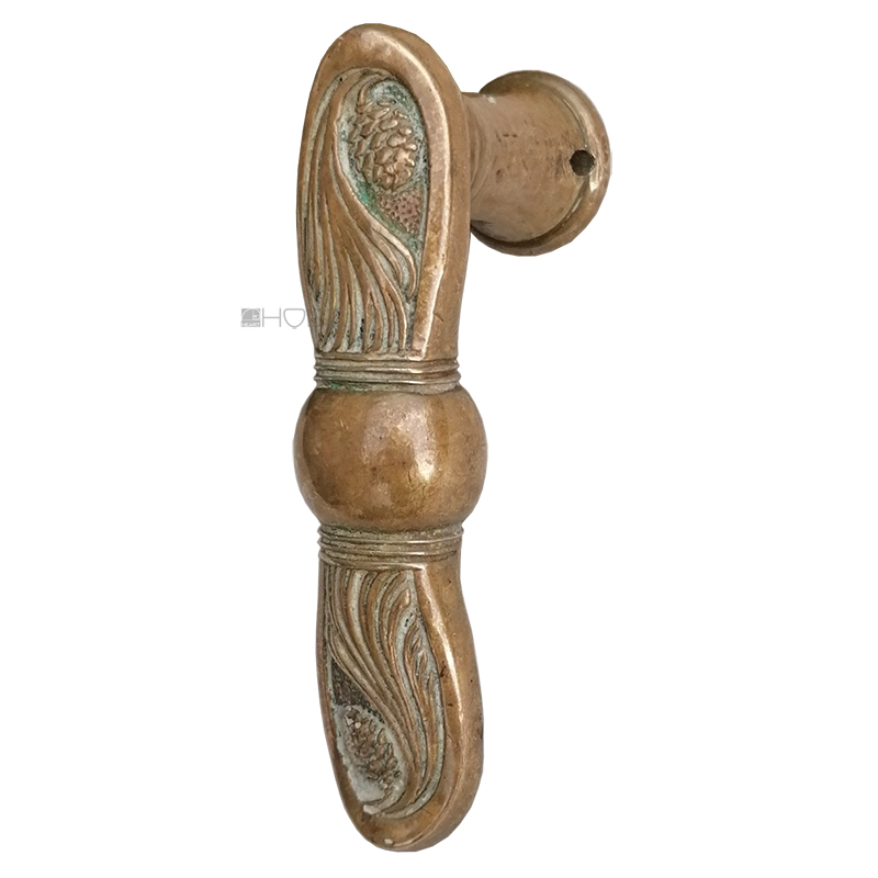 Fensterolive Halbgriff Jugendstil alt Pinie Zapfen Fenstergriff floral 95mm