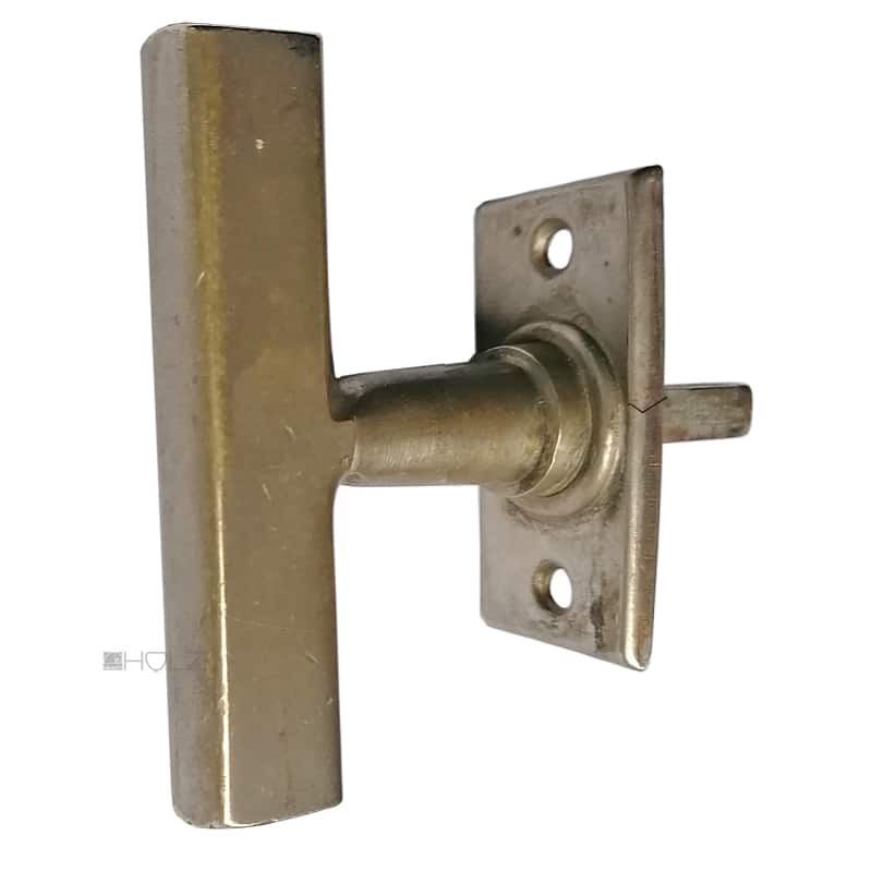 Fensterolive original Bauhaus alt Fenstergriff alt vernickelt 85/56/43 kleiner Riss Fensterolive original Bauhaus alt Fenstergriff alt vernickelt 85/56/43 kleiner Riss