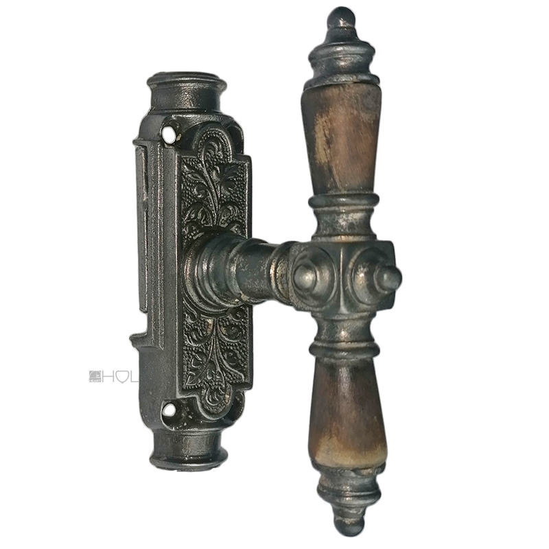 Basküle Fenstergetriebe antik floral alt Fensterolive Würfel Zink Reiber links