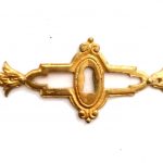 Bronze Schlüsselschild feuervergoldet Möbel Beschlag Blattwerk antik 10 cm