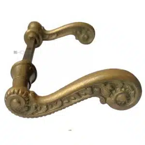 Türdrücker antik neo barock Voluten alt 15.8mm langer 8er Vk