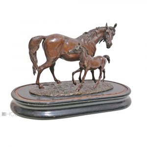 Bronze Pferd Pferdestatue Fohlen Stute auf Holz Bronzefigur