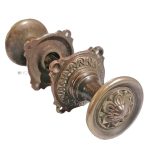 Fensterolive Jugendstil Fenstergriff alt Messing Flügel 43mm