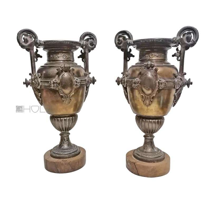 Beisteller Amphoren Ziervasen alt Spelter Bronze Regül antik 40cm