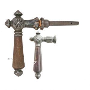 Türdrücker antik groß Haustür Türklinken alt Kugel Eisen 20.4mm 12er Vk