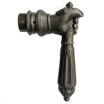 Türgriff Türdrücker antik Ritter Handschuh Gauntlet Eisen alt rechts