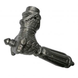 Türgriff Türdrücker antik Ritter Handschuh Gauntlet Eisen alt links